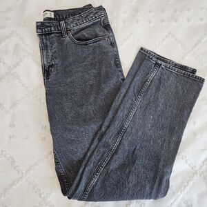 Abercrombie 90s Mid Rise Straight Jean